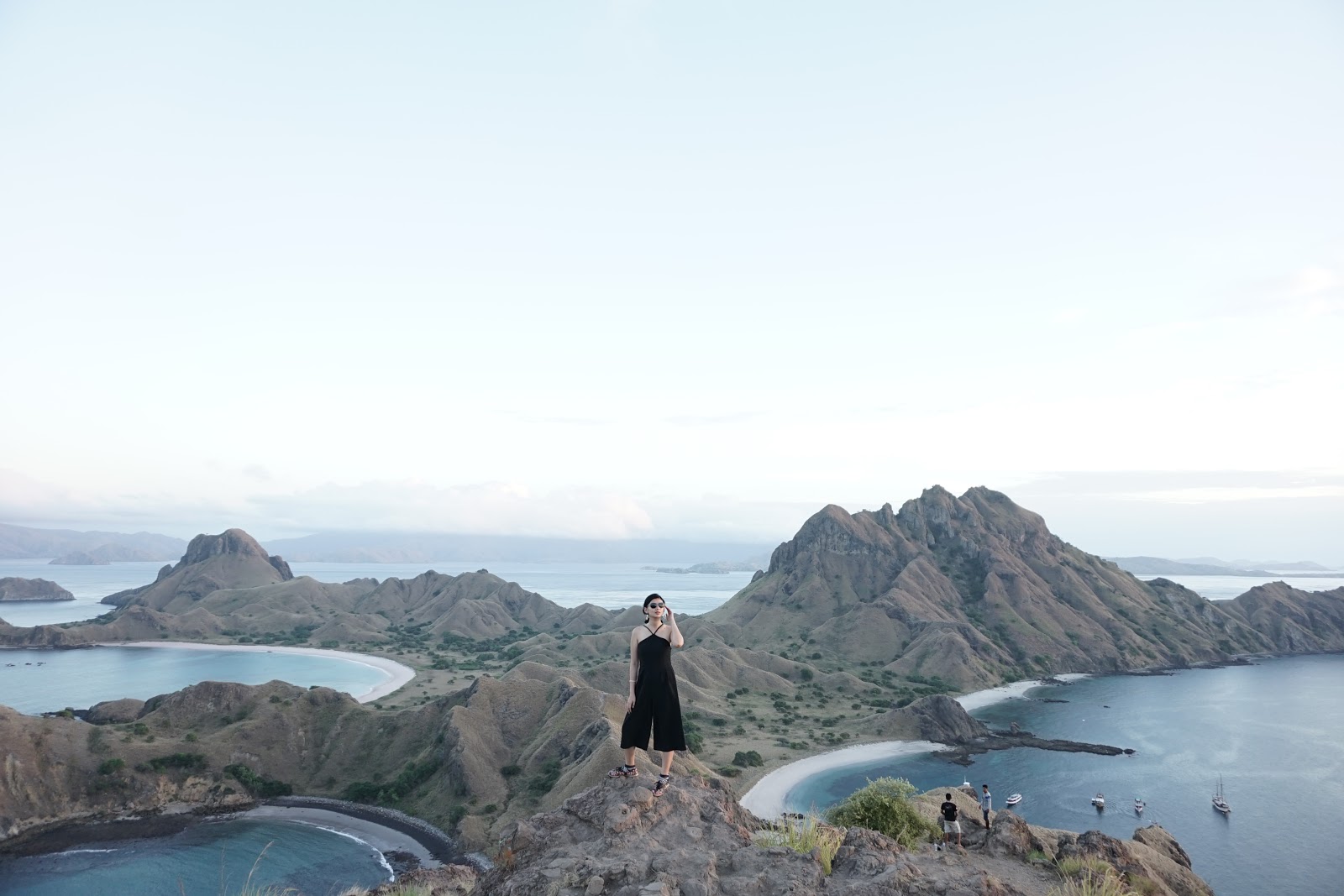 Best Komodo Liveaboard Phinisi Boat For Snorkeling And Hiking From Labuan Bajo
