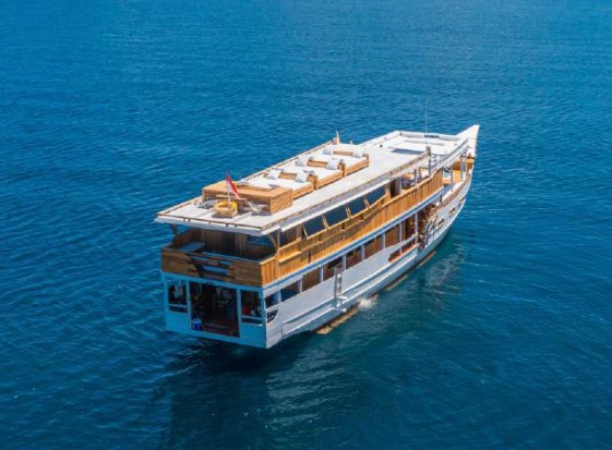 Is a Luxury Komodo Cruise Worth the Extra Money? (2027 Numbers)