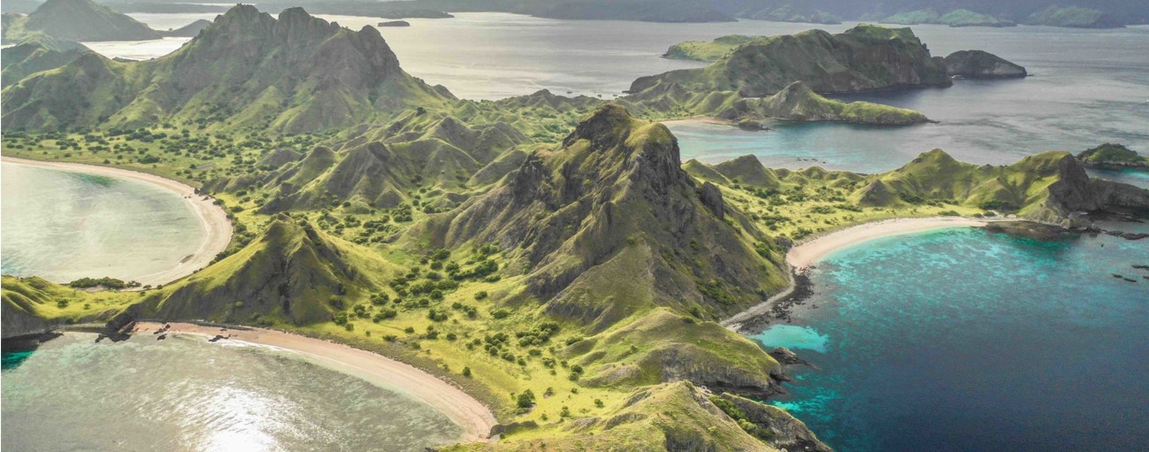 Komodo Phinisi Cruise 3D2N With Turtle Point Siaba Besar From Labuan Bajo